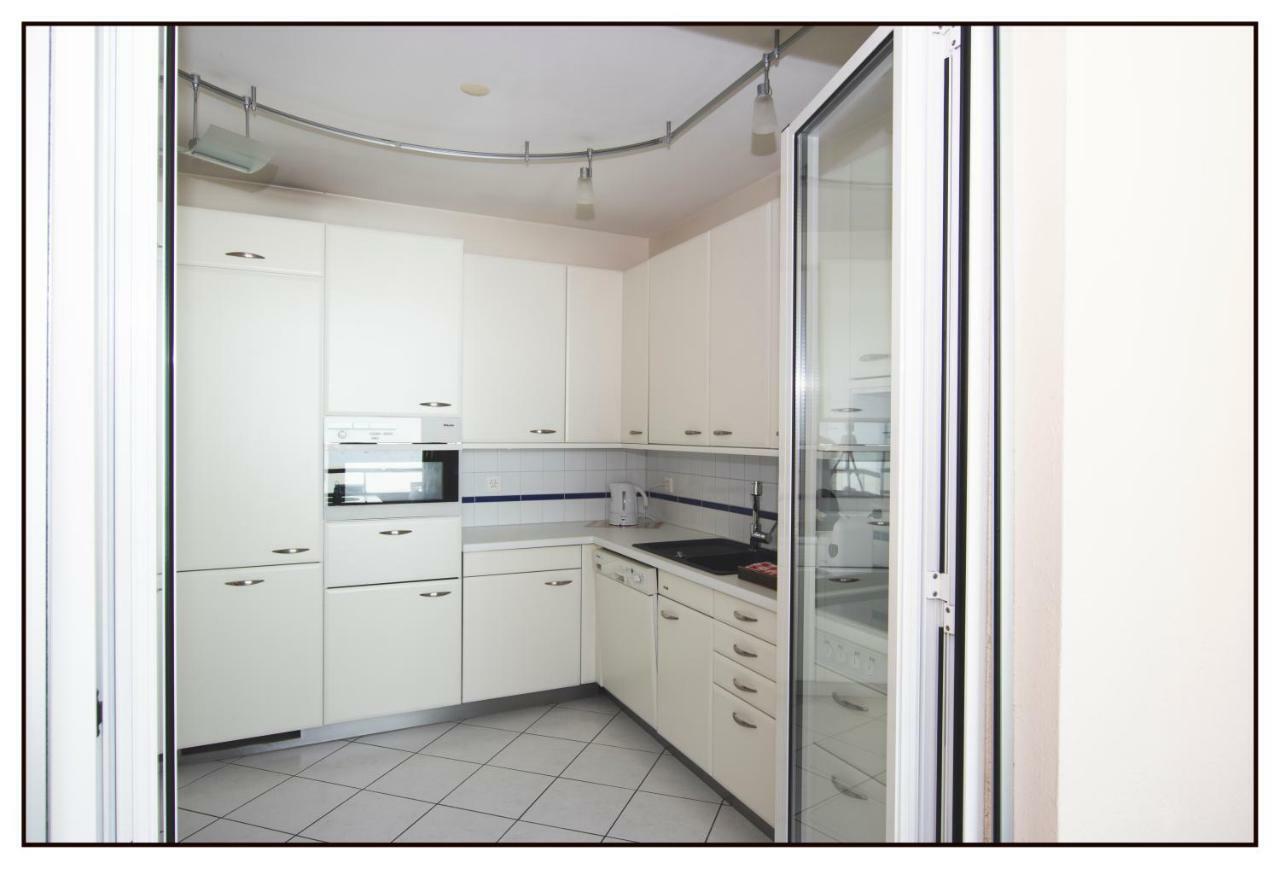 Schoene Ferienwohnung Mit Panoramablick Locarno Exteriör bild
